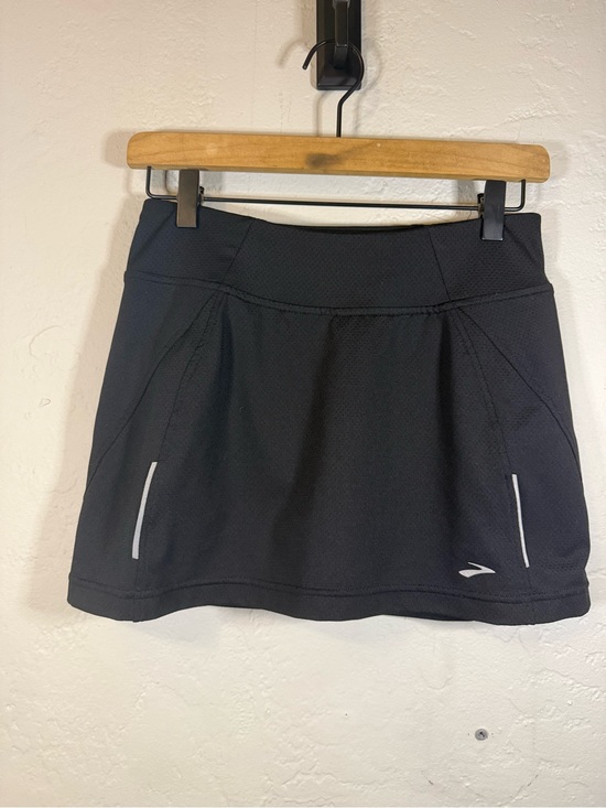 Brooks Dresses & Skirts - Brooks Women's PR Mesh Skort